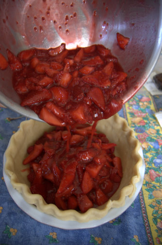 Raspberry Strawberry Walnut Pie